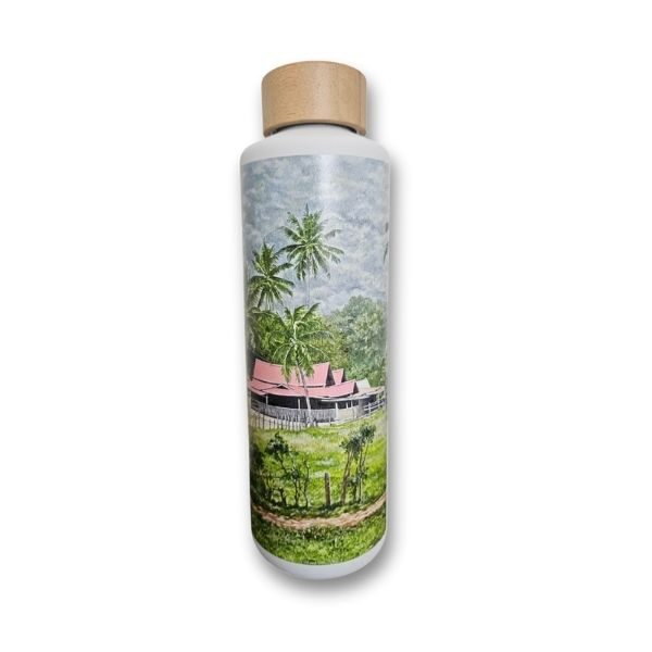 White stainless steel bottle with a bamboo lid, featuring a scenic illustration of a traditional Malaysian house surrounded by palm trees and greenery.